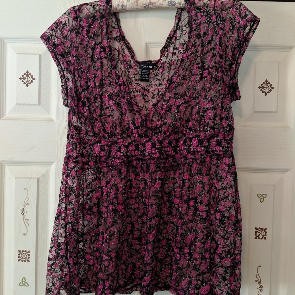 Black & Pink Lace V-NeckOvershirt